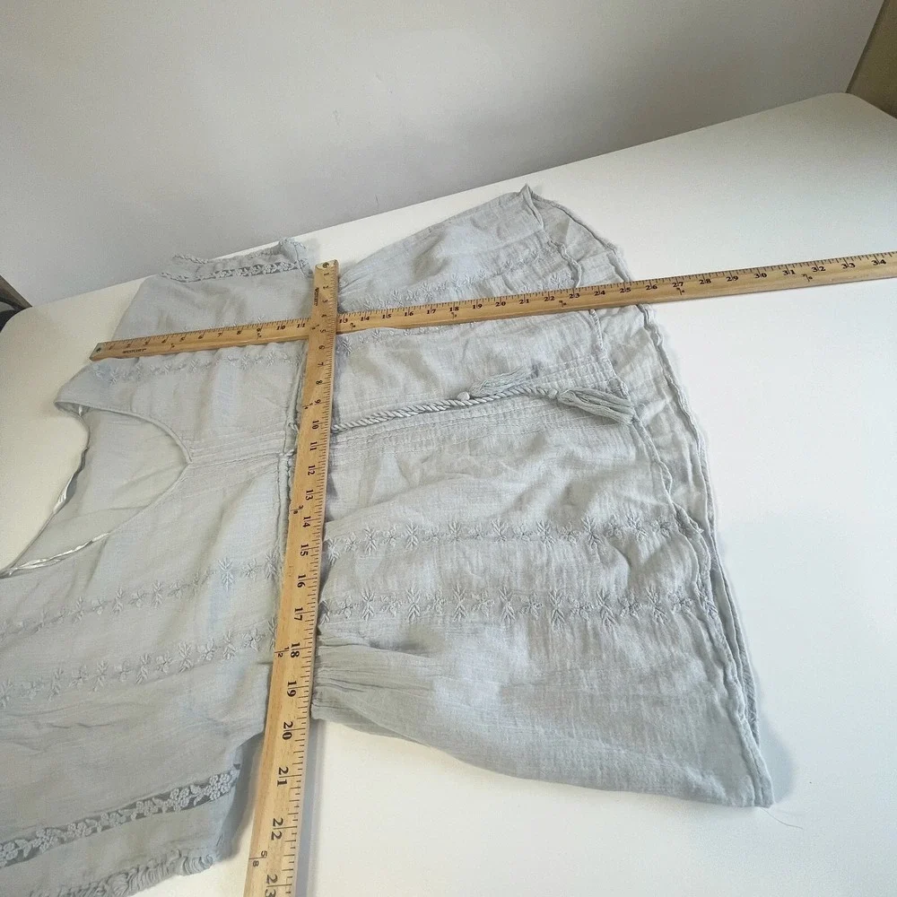 Zara Trafaluc Women Scoop Neck Blouse Gray S Embroidered Fringe Trim Lightweight